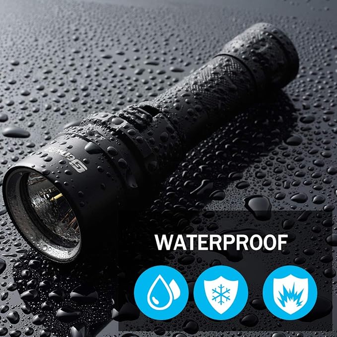 Scuba Diving Flashlight Dive Torch 2000 Lumen Waterproof Underwater XM-L2 LED Submarine Lights Holder with Charger for Under Water Deep Sea Cave at Night