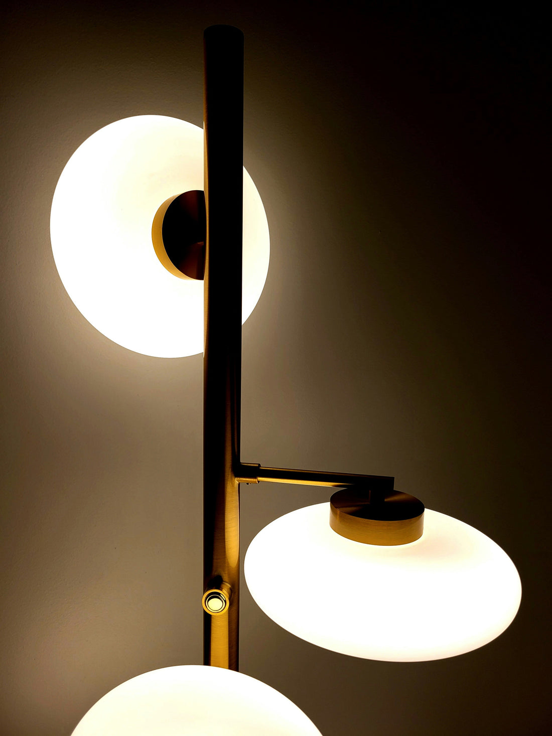 The Architecture of Illumination: Expanding Your Sanctuary Through Soft Light