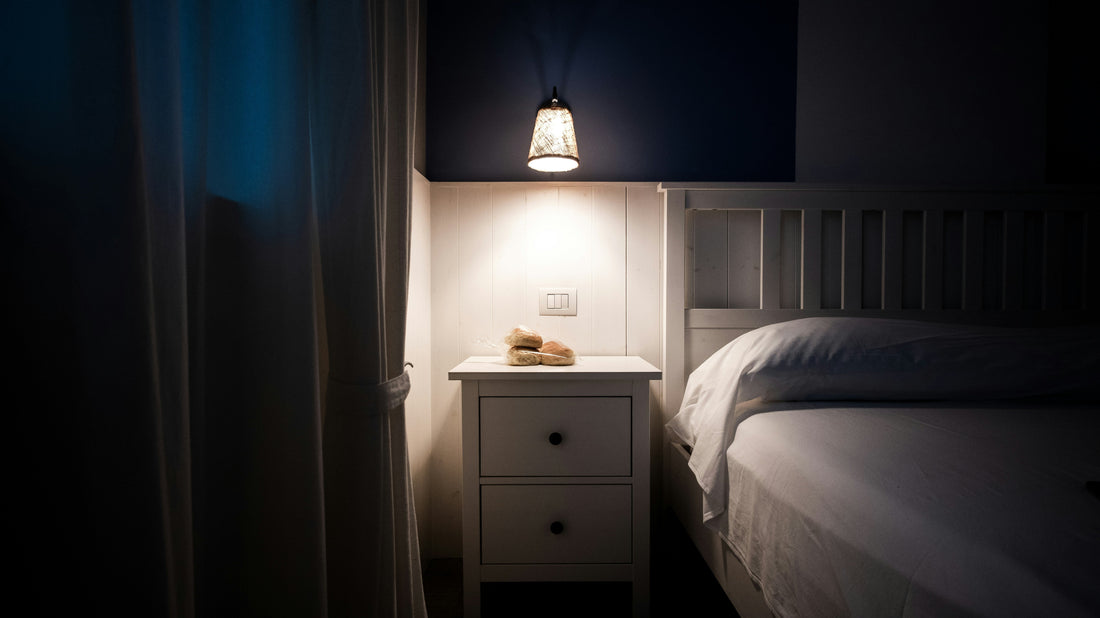 Shifting the Vibe with a Single Light Source