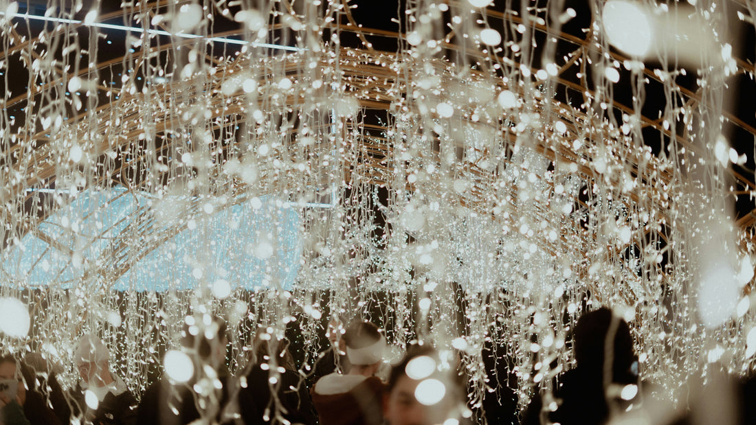Dining Room Elegance: The Perfect Pendant Placement Guide