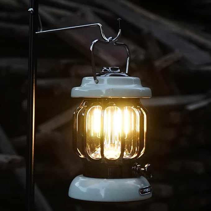 Outdoor Retro USB Rechargeable Camping Lantern Camping Tent Light LED Portable Lantern Garden Light Camping Atmosphere Decorative Chandelier (White)