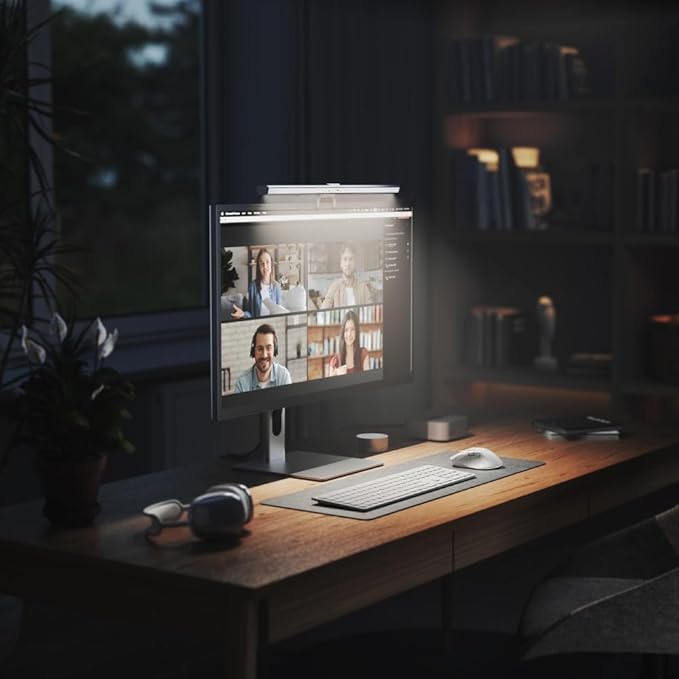 ALOGIC Illuminate USB-C Light Bar with 4k Autofocus Webcam | Monitor Light