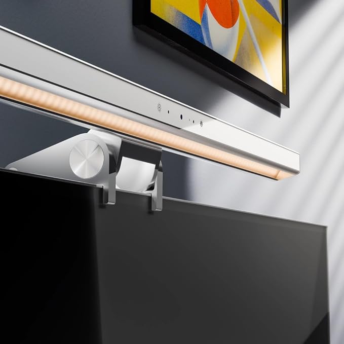 Alogic Illuminate USB-C Light Bar with 4k Autofocus Webcam | Monitor Light