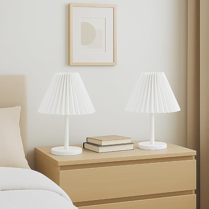 Small lampshades for table lamps, pleated, set of 2. Suitable for E27. 9"x6.2" Compatible with any interior. (White)