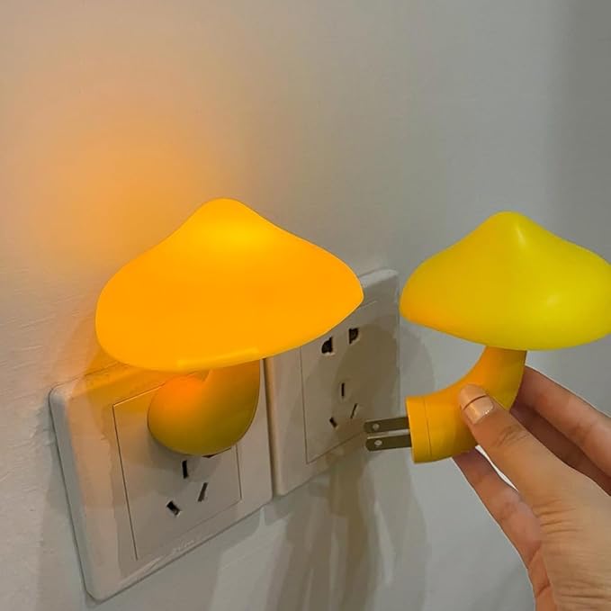 ZEZHOU Sensor LED Mushroom Night Light - Plug-in Wall Dream Bed Room Nightlight for Adults Kids Cute Mushroom Lamp Cottagecore Decor for Bedroom, Bathroom, Stairs, Hallway Corridor, Warm Yellow