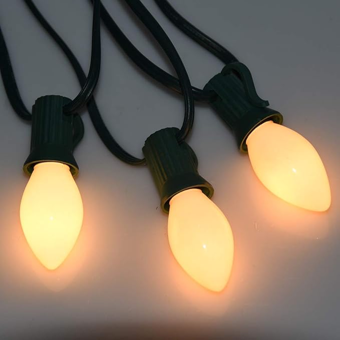 GOOTHY 25 Pack C7 White Replacement Bulbs, Ceramic C7 Incandescent Light Bulbs for Christmas Outdoor Patio Indoor String Lights, C7/E12 Candelabra Base, 5 Watt Night Light Bulbs- White