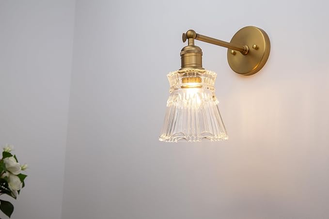 Yosoan 1-Light Vanity Indoor Wall Sconce, Brass Vintage Industrial Single Modern Light Hardwired Fixture Lamp with Petal Stripes Glass Shade for Bedroom Bathroom Kitchen Living Room Hallway(Antique)