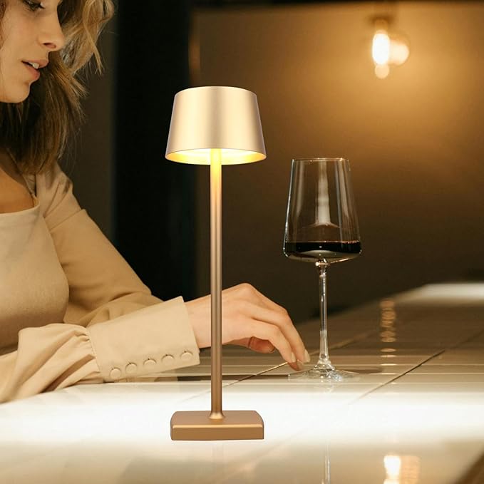 Desk lamp, Rechargeable Table lamp, Cordless, LED, Dimmable, Aluminum, Suitable for Indoor and Outdoor Lighting (Gold)