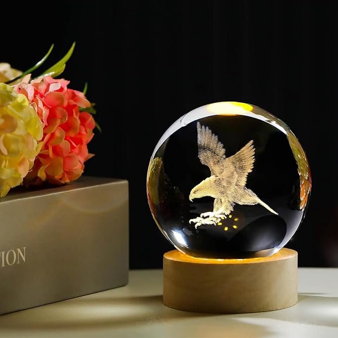 3D Laser Etched Eagle Crystal Ball, Eagle Statue Decor Crystal Sphere Lamp Night Light, Glass Animal Figurines Collectibles Gifts for Women Kids
