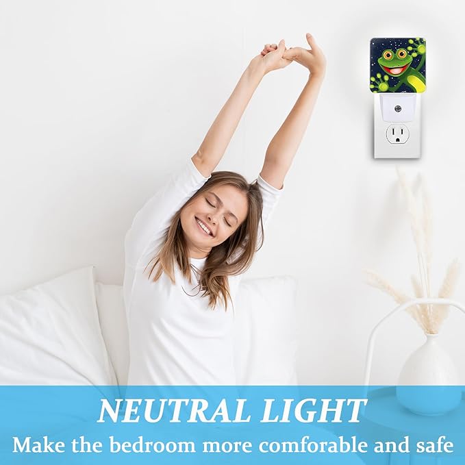 Funny Frog Night Light, Plug-into Wall Nightlight Lamp with Dusk to Dawn Sensor, Led Lamp 0.5W Energy Efficient for Boys Girls Adults Home Decor