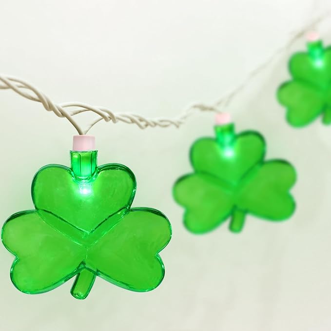 SUNSGNE Shamrock String Lights St. Patrick's Day Lights, 8.5Ft Outdoor Patio String Light with 10 LED Green Shamrock, Plug in Fairy Lucky Clover String Lights for Home Garden Irish Party Decoration