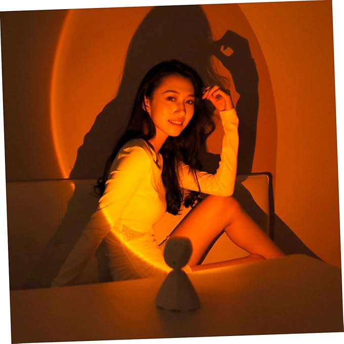 UPKOCH 1set Creative Sunset Projection Lamp Portable Atmosphere Light for Bedroom Party Decoration Unique Design for Romantic Ambience for Birthday and Christmas Celebrations