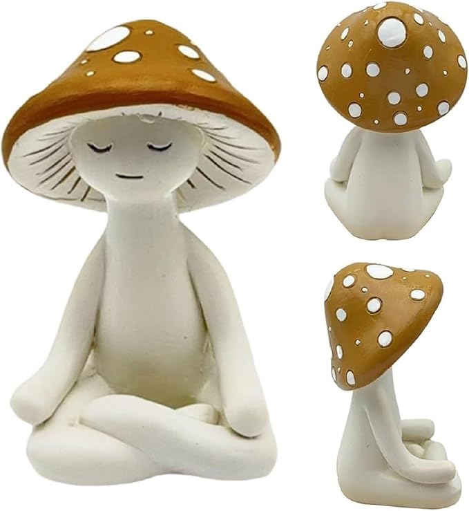 Meditation Mushroom Statue, Cute Small Resin Yoga Mushroom Figurine, 1.97 * 1.57 * 3.15 Inch Mushroom Meditation Tabletop Decor, for Garden Yard Home Patio Office Decoration