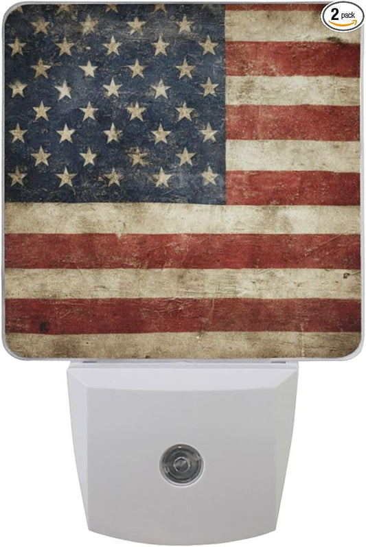 Grunge American Flag Night Light 4th of July Memorial Day Nightlights Plug-in LED Patriotic Nightlight Set of 2 Auto Dusk-to-Dawn Sensor Lamp for Bedroom Bathroom Kitchen Hallway Stairs