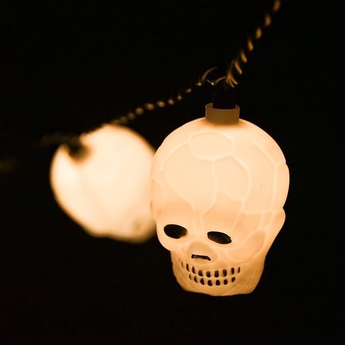 Halloween Skull String Lights, 8.5Ft Outdoor Halloween Decorative Lights with 10 White Ghost Head, Connectable Hanging Skull Lights for Indoor Outdoor Patio Party Holiday Decor, Black Wire
