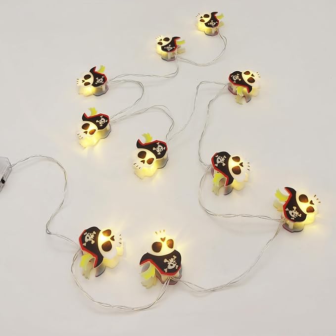 Halloween String Lights, Battery Operated 9.8FT 20 LED Pirate Skull Decorative Lights for Indoor Outdoor Halloween Party Yard Porch Decor