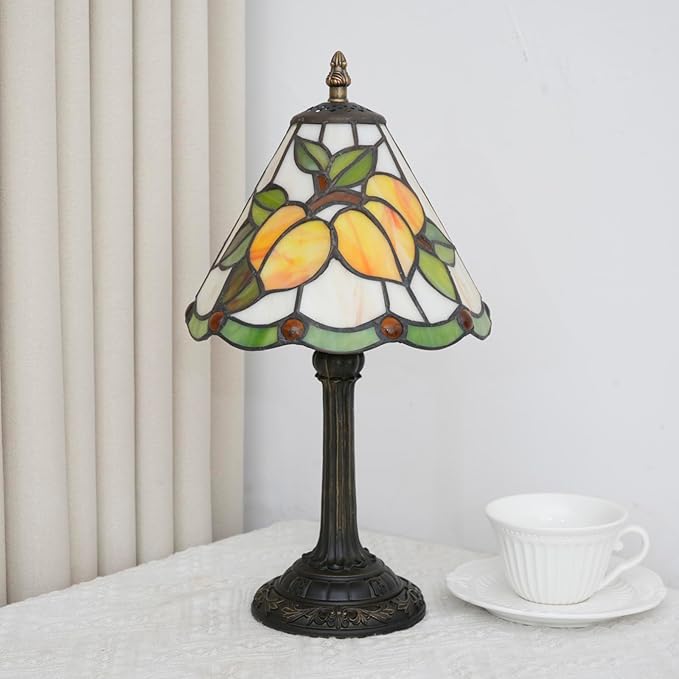 Small Tiffany Lamp Stained Glass Lamp Yellow Apricot Fruit Decor Table Lamp for Living Room Corner Side Kitchen Bedroom Bedside Coffee Shops Home Office 8 Inch 90s 80s Vintage Style Desk Lamp