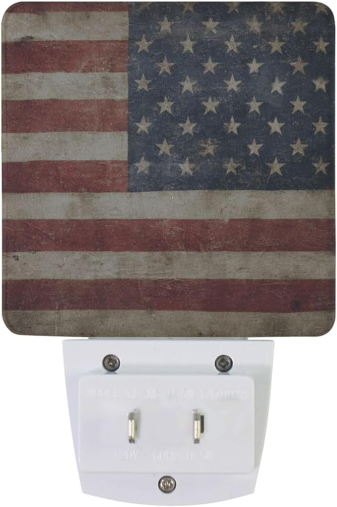 Grunge American Flag Night Light 4th of July Memorial Day Nightlights Plug-in LED Patriotic Nightlight Set of 2 Auto Dusk-to-Dawn Sensor Lamp for Bedroom Bathroom Kitchen Hallway Stairs