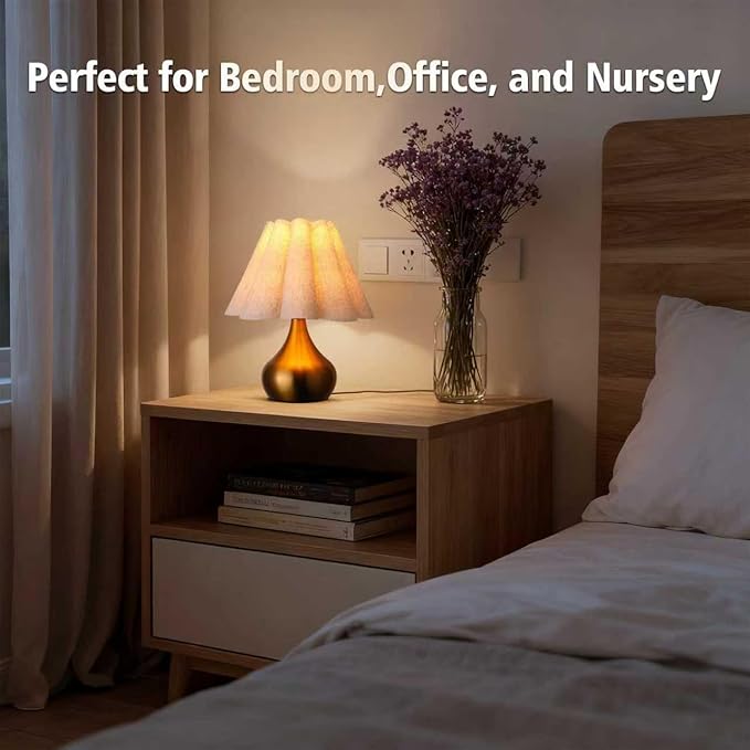 Small Table Lamp Pleated Table Lamp Fabric Shade Desk Lamp Gold Base Mini Bedside Nightstand Lamp with Beige Lampshade Cute Night Light Modern Lamp for Bedroom Home Living Room Kitchen Nursery Decor