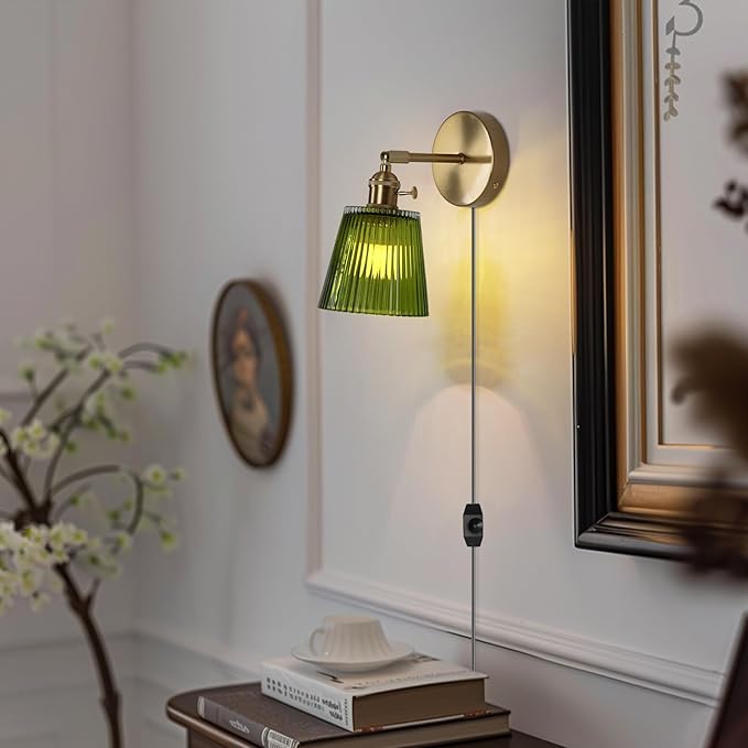 HuisMier Plug in Wall Sconces, Vintage Green Stripe Glass Lampshade Wall Lighting Fixture with On/Off Switch, Brass Wall Sconce for Bedroom Bathroom Living Room Hallway, Plug in