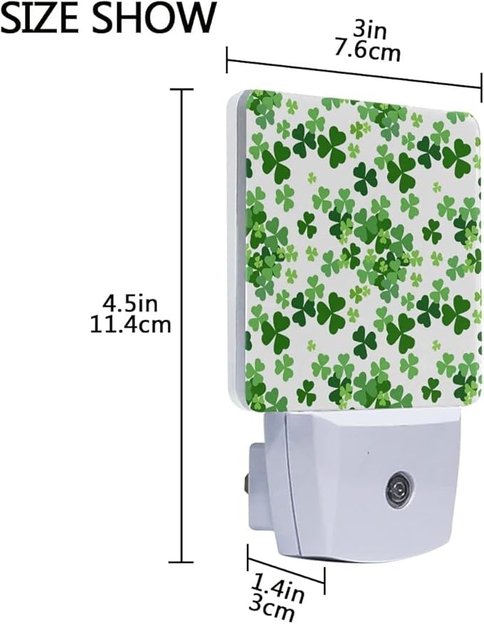 Green Lucky Clover Plug-in Night Light,St Patrick's Day Shamrocks Lamp Auto Dusk to Dawn Sensor Nightlights Plug into Wall,Energy Efficient Nightlight Home Decor for Bedroom,Bathroom,Kitchen,Hallway