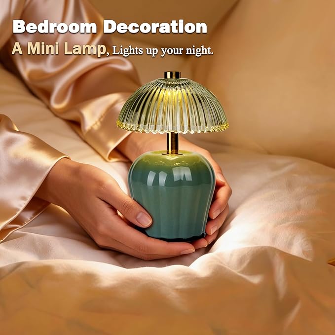 MJ PREMIER Small Cordless Lamp, Battery Operated Lamp with Timer, Mini Crystal Glass Mushroom Lampshade, Cute Small Table Lamps, Decorative Led Light for Bedroom Living Room Shelf (Green)