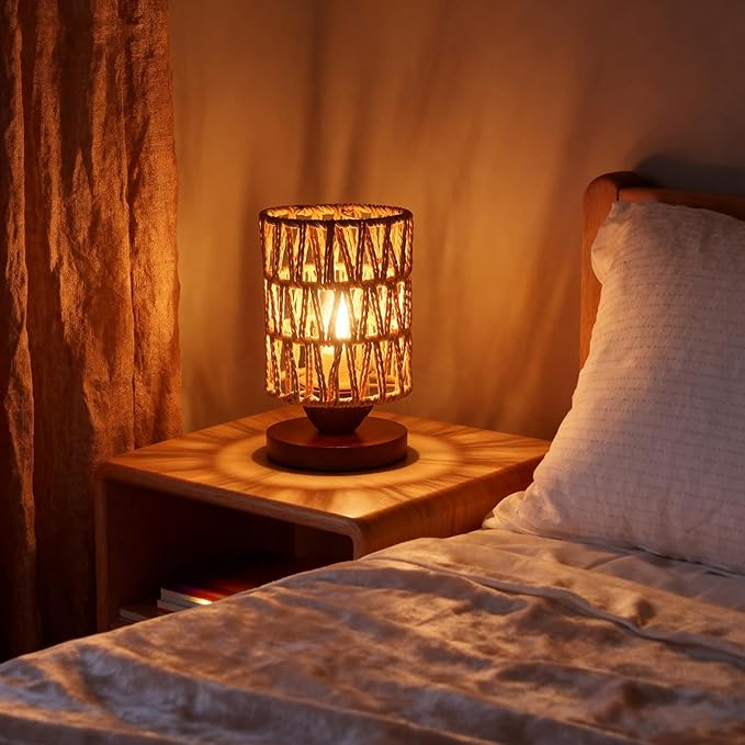 Handmade Rattan Lamp Farmhouse Table Lamp for Bedroom, Rustic Woven Lamps for Night Stands with Warm White LED Bulb, Boho-Inspired Boho Lamp for Living Room Kitchen Nook, 12cm Shade 20cm Height