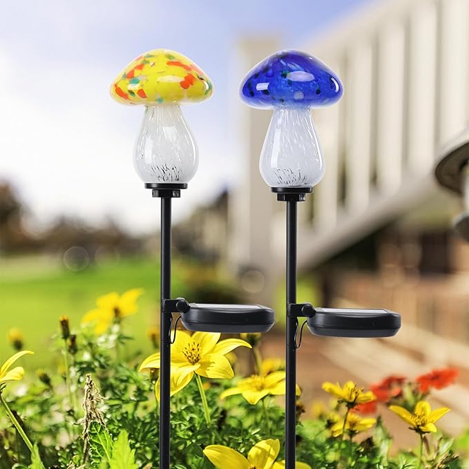 Bshine Mushroom Solar Outdoor Lights, 2 Pack Mushroom Lamp Handmade Blown Glass Waterproof Metal Stakes Decoration Garden, Outdoor Yard Art Decoration Pathway, Lawn Ornaments, Gift for Mom
