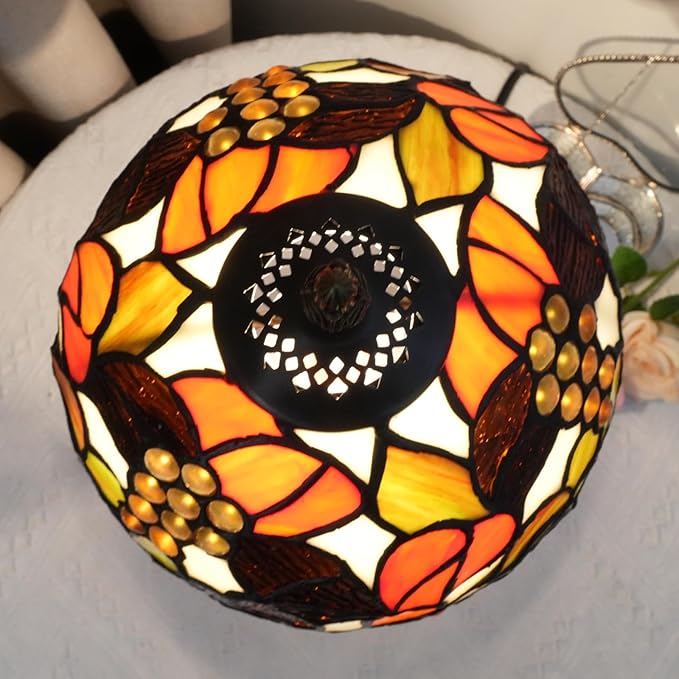 Tiffany Stained Glass Table Lamp, 8-Inch Retro Brown Maple Leaf Design Lovely Bedside Lamp, Suitable for Bedroom, Restaurant, Cafe and Other Furniture Decoration