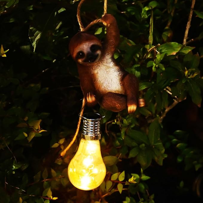 Resin Sloth Garden Statue Solar Fence Lights Outdoor Hanging Decor Porch Tree Decorations Yard Ornaments Small Cute Figurines Funny Gifts for Women Mother