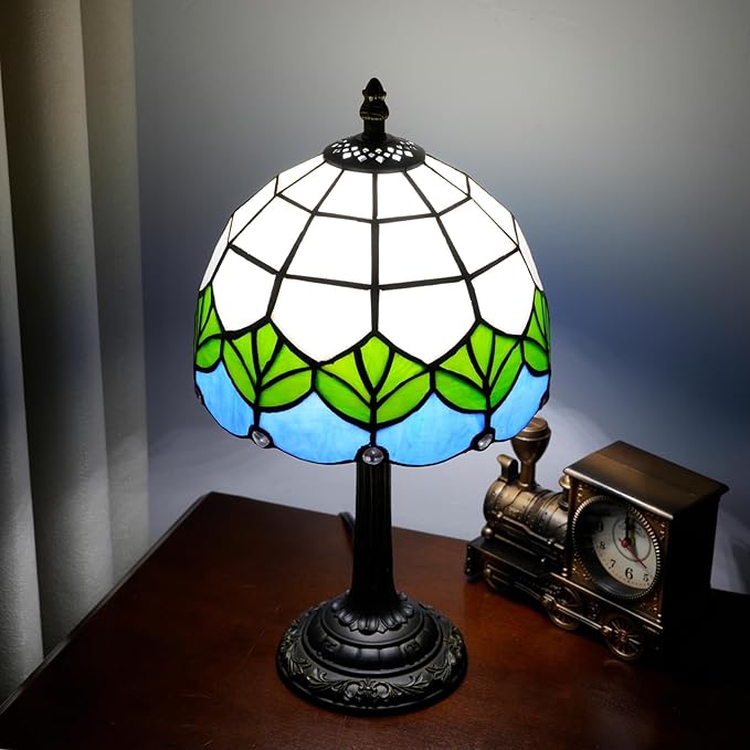 Small Tiffany Lamp Stained Glass Table Lamp Elegant Lovely Retro Style Green Lotus Leaf Bedside Nightlight Nightstand Bedroom Home Decoration Antique Living Room Office Interesting Lamp