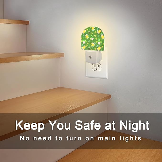 Saint Patrick Day Gnomes and Clovers Night Light Plug into Wall,Irish Shamrock and Gnomes Dusk to Dawn Night Light,0.5w Energy Saving Sleep Friendly Nightlights for Kids Boys Girls Home