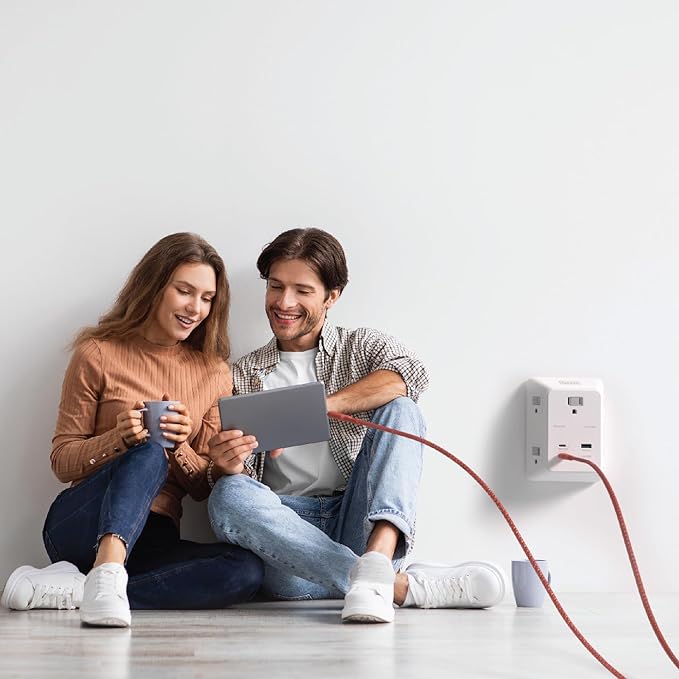 BLACK+DECKER PD USB Wall Charger Surge Protector, 5 Outlet Extender w/ 2 USB C PD & 1 USBA Charging Ports, Fast Charge 3 Sided Power Strip Multi Plug Outlets Wall Adapter for Home Office, ETL Listed