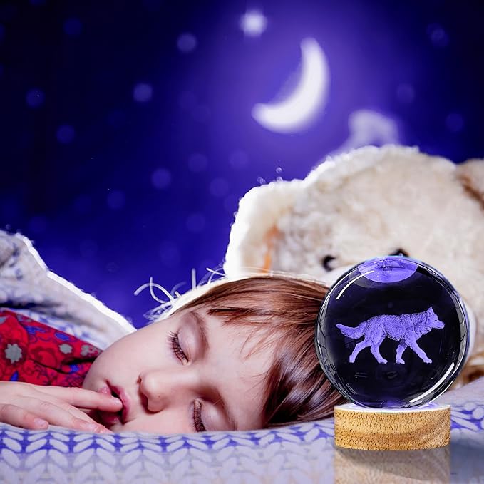 3D Wolf Crystal Ball Night Light,3.15in k9 Crystal Ball Lamp with 16 Colors Change,Wooden Base and Remote Control Wolf Figurine Statue Gifts for Kids