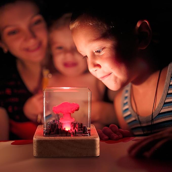 DAVID ROCCO Mushroom Cloud Nuclear Blast Lamp Ornament, Atomic Bomb Model Atmospheric Lamp, Epoxy Resin Night Light, Children's Room as Well as Living Room Decor Gifts for Friends (Mushroom Cloud)