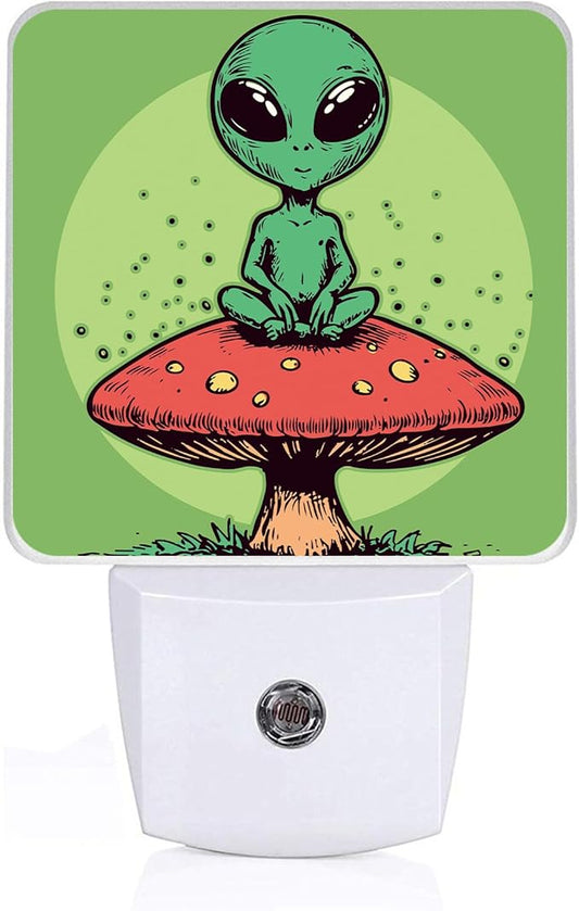 Alien Night Light,Mushroom Plug-in Night Lights with Dusk-to-Dawn Sensor for Bedroom,Bathroom and Living Room Sleep Friendly lamp 0.5w