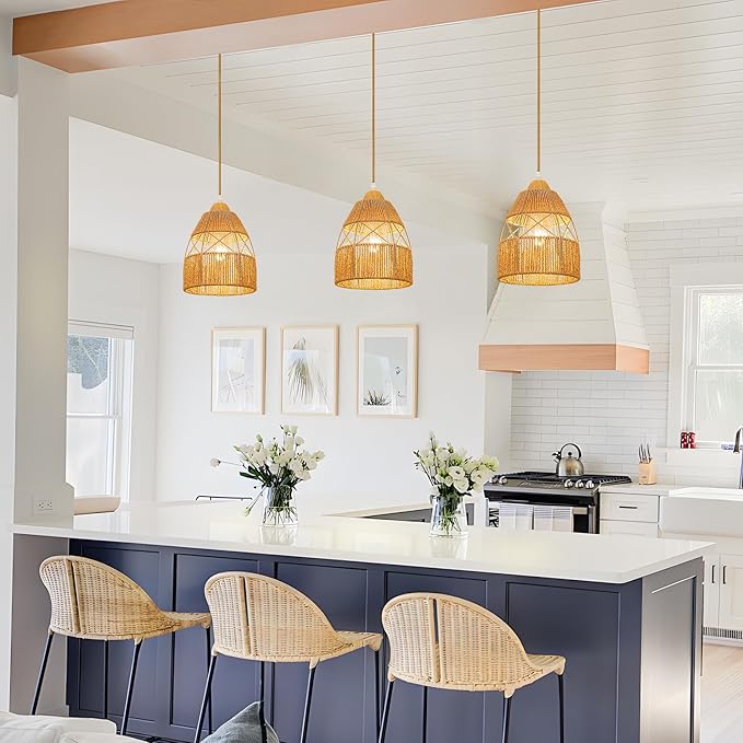 Boho Rattan Pendant Light Kitchen Island,Farmhouse Chandeliers Adjustable Height Hanging lamp for Dining Room,Kitchen Ceiling Lights Fixtures with Hand Woven Wicker Lampshade Lighting