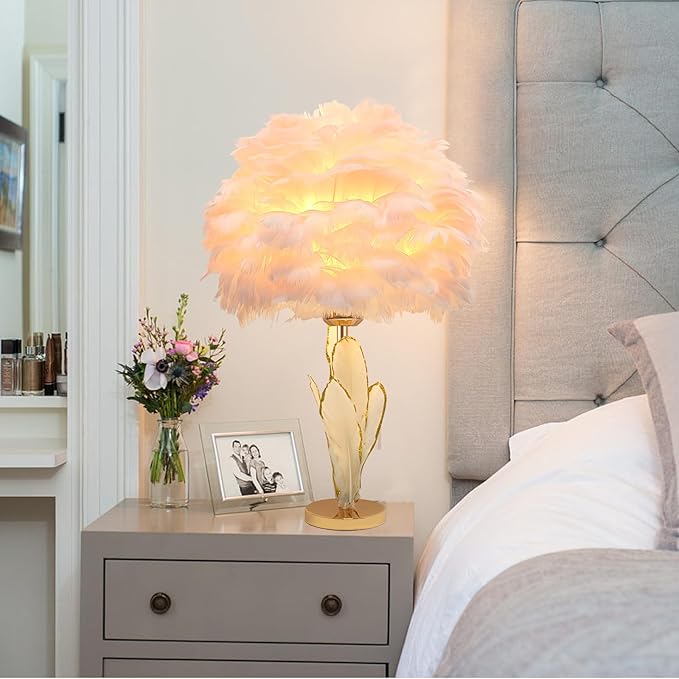 Pink Feather Lamp Goose Furry Table Lamp Princess Modern Fluffy Desk Lamp Simple Wedding Decor Romantic Bedside Night Light for Girl Bedroom Living Room Hotel