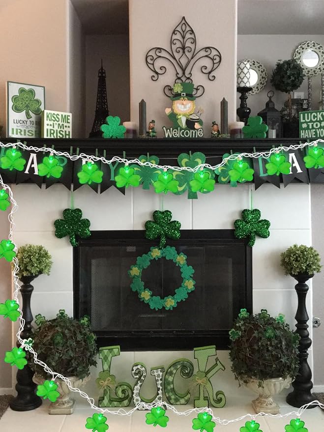 SUNSGNE Shamrock String Lights St. Patrick's Day Lights, 8.5Ft Outdoor Patio String Light with 10 LED Green Shamrock, Plug in Fairy Lucky Clover String Lights for Home Garden Irish Party Decoration