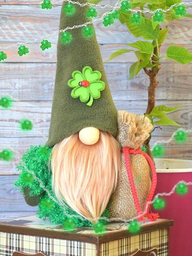 SUNSGNE Shamrock String Lights St. Patrick's Day Lights, 8.5Ft Outdoor Patio String Light with 10 LED Green Shamrock, Plug in Fairy Lucky Clover String Lights for Home Garden Irish Party Decoration