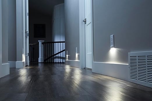 Single - SnapPower MotionLight [for Décor Outlets] - Motion Detecting LED Night Lights Built-in to Wall Plate - Bright/Dim/Off Options - Auto On/Off Sensor - (Décor, Ivory)