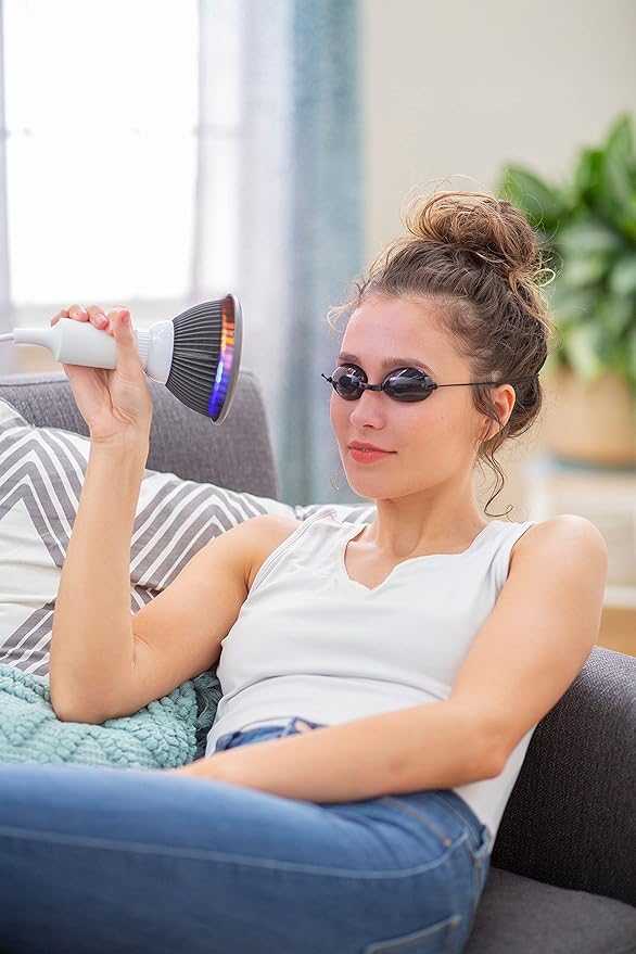 hooga Green Light Therapy Bulb Power Cord Included. 525 nm Wavelength. 12 LEDs. High Irradiance, Can Improve Skin Pigmentation and Fine Lines, and Anti Aging. Migraine and Pain Relief.