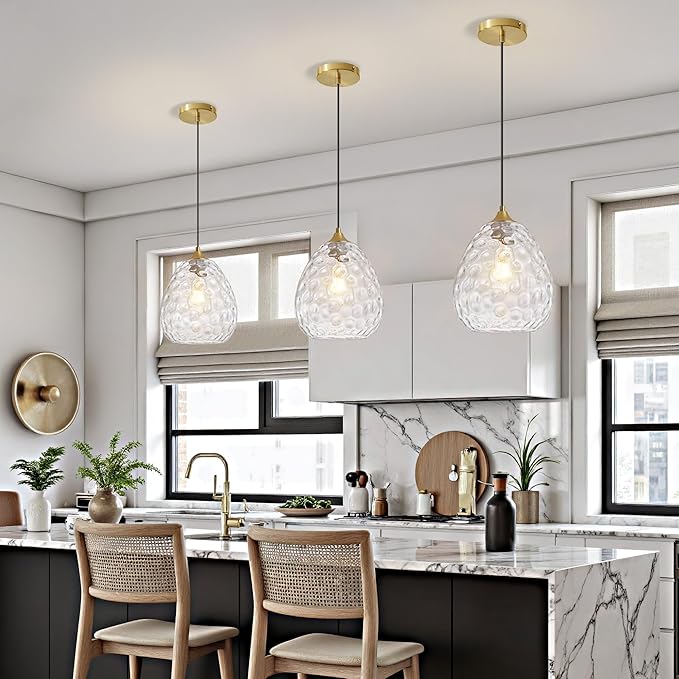 Glass Pendant Lights Kitchen Island, Brass Gold Pendant Lighting Fixtures, Modern Hanging Ceiling Light with 8.27'' Hammered Glass Shade for Farmhouse Dining Room Bedroom Hallway(1 Pack)