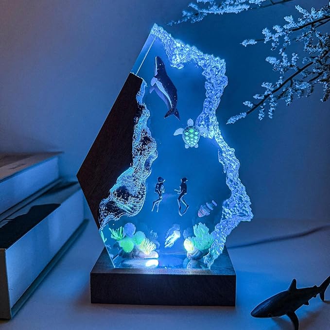 Humpback Whale Ocean Resin Lamp, Handmade Table Relaxing Mood Lamp with USB Port, Art Ornaments for Home Office Decor, Scuba Diver Gift for Birthday Holiday, Valentine's Day Gifts for Husband