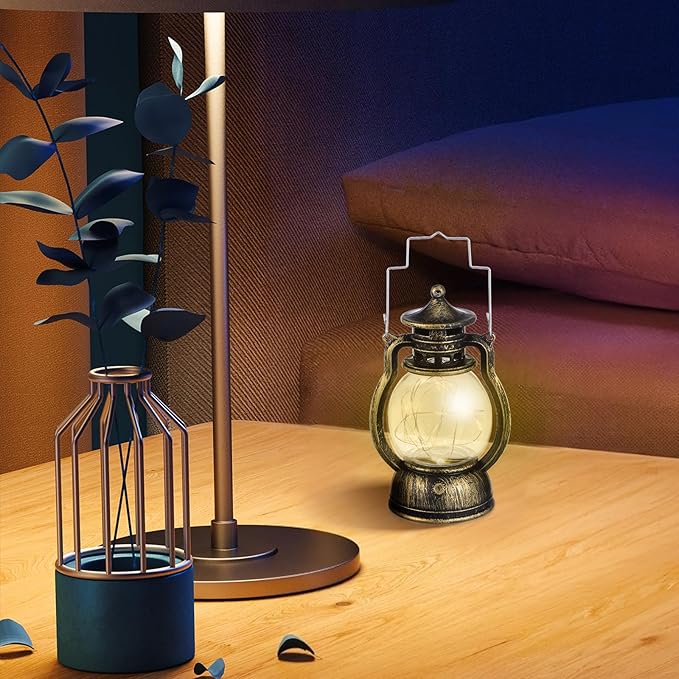 NUOBESTY 1pc Retro Handheld Lantern Creative Golden Plastic Vibe Lamp for Home Bar Scene Decoration (with Battery)