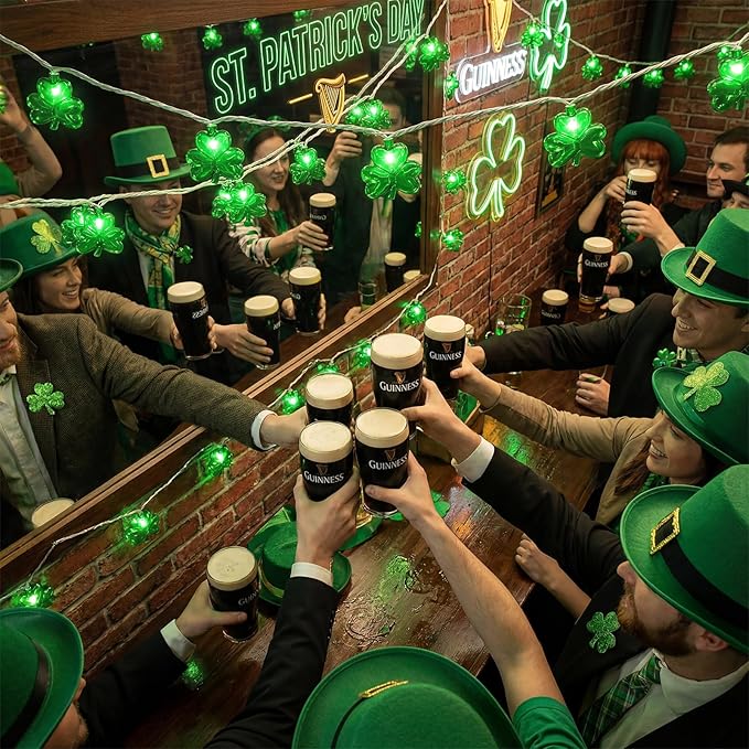 8.5Ft St Patricks Day Lights, 10 LED Clear Green 3D Shamrock Lights Plug in, Connectable St Patrick's Day String Lights Shamrock, St Patricks Day Outdoor Lights for Home Party Decor