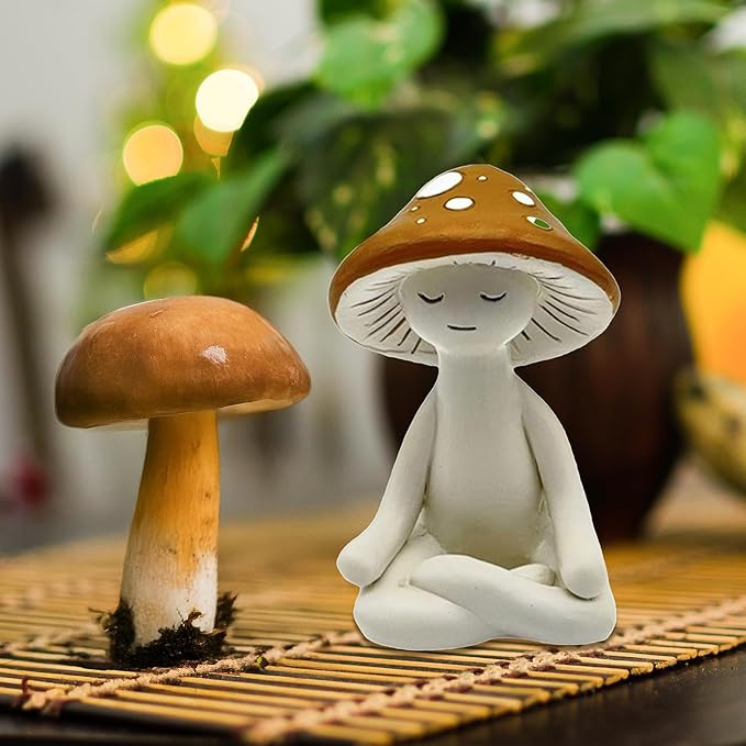 Meditation Mushroom Resin Statue - Cute Meditation Mushroom Statue for Desk Living Room Resin Figurine for Home Patio Office Decoration Cute Plant Statues for Tabletop Garden Backyard Decor