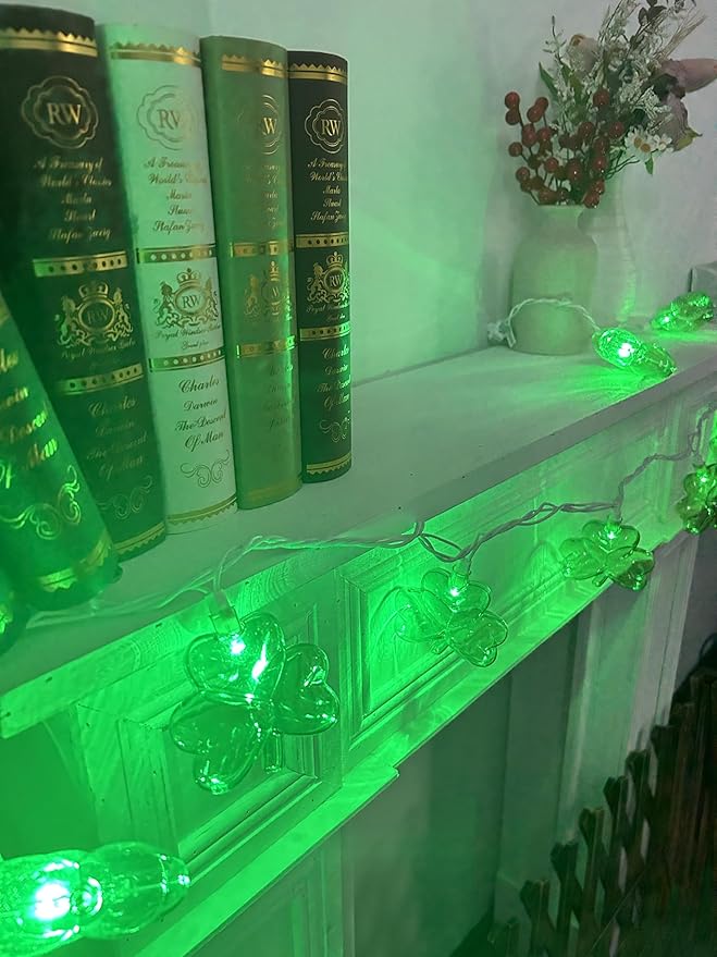 Shamrock String Lights, 8.5Ft St Patrick's Day Decorations String Lights with 10 Clover Lights, Connectable Shamrock Indoor Fairy Lights for St Patrick's Day Party Irish Holiday Garden Decor, White
