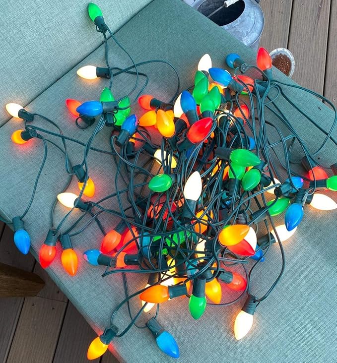 Abeja 25 Pack Multicolor Christmas Lights Replacement Bulbs C9 Vintage Incandescent Ceramic Bulbs E17 Socket Base 7w for Xmas Holiday String Lights Outdoor Indoor Party Decorations